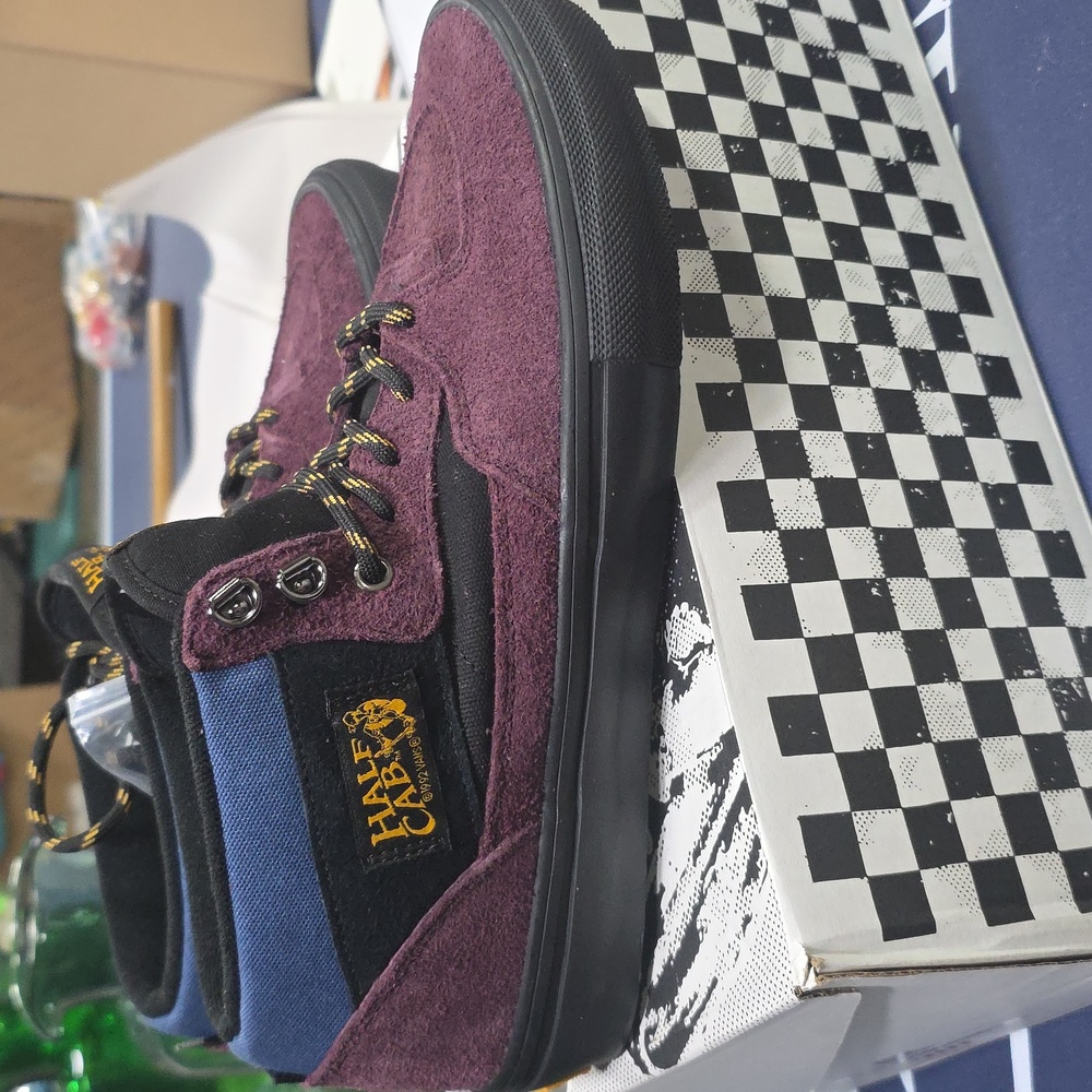 Vans Half Cab Burgundy and Black Suede Skate Shoes - Picture 13 of 14
